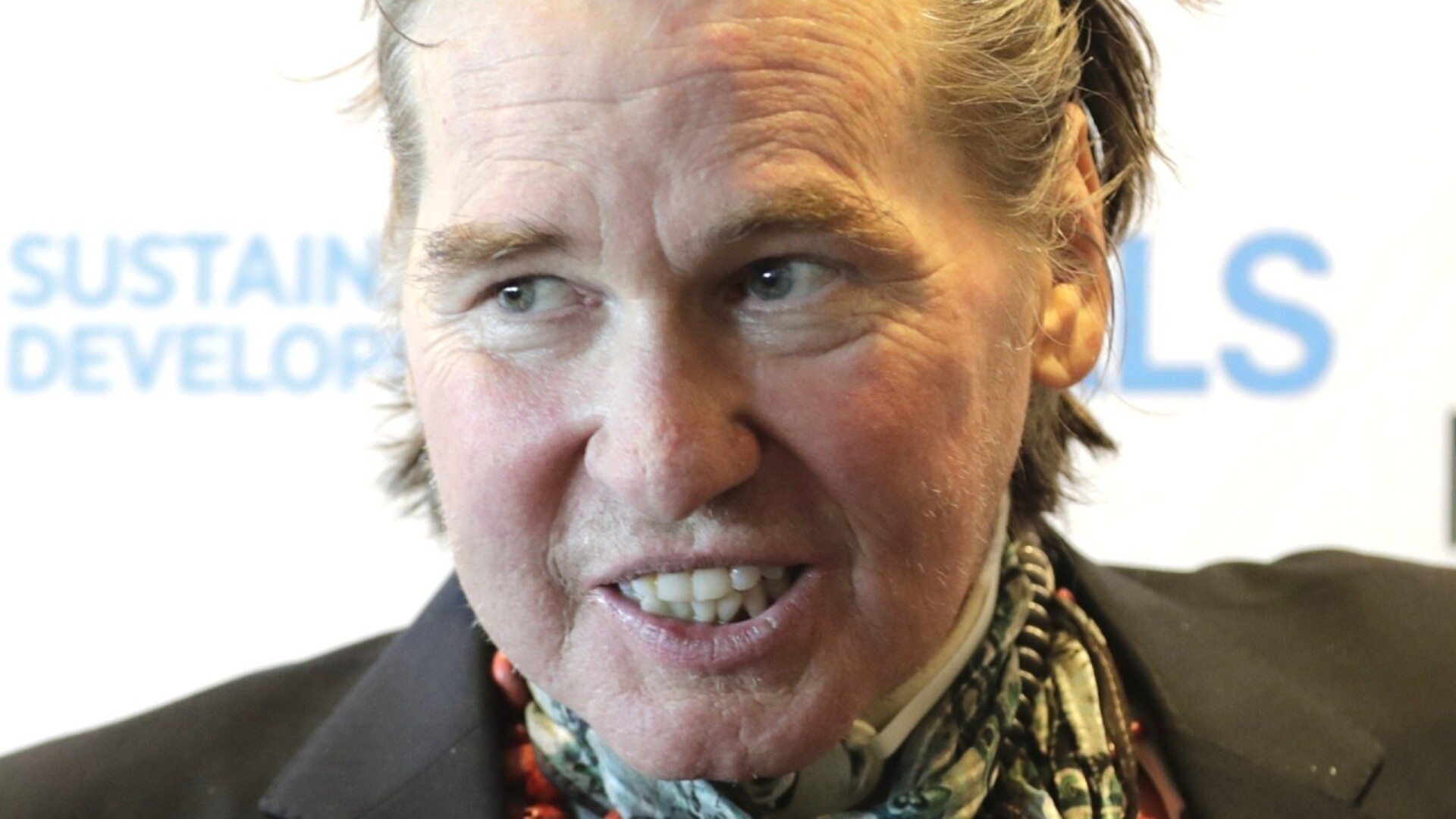 Video thumbnail for Val Kilmer's Story Is More Tragic Than You Ever Knew