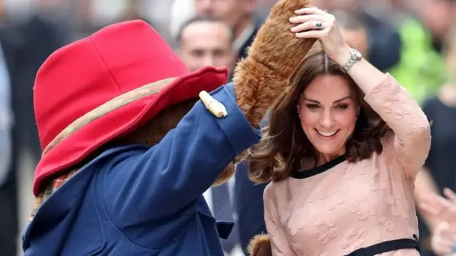 Video thumbnail for Hilarious Royal Candid Moments That Were Caught On Camera