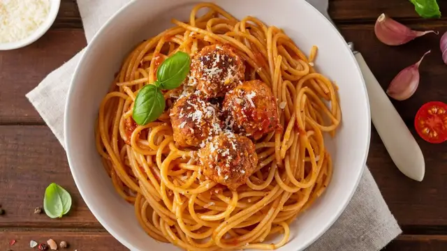 Video thumbnail for 12 Unhealthiest Things You Can Order At Olive Garden