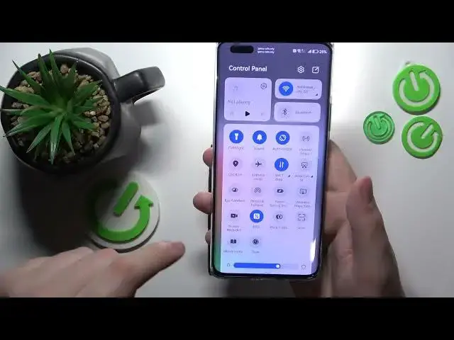 Video thumbnail for How to Turn On Flashlight on Huawei - Toggling the Torch