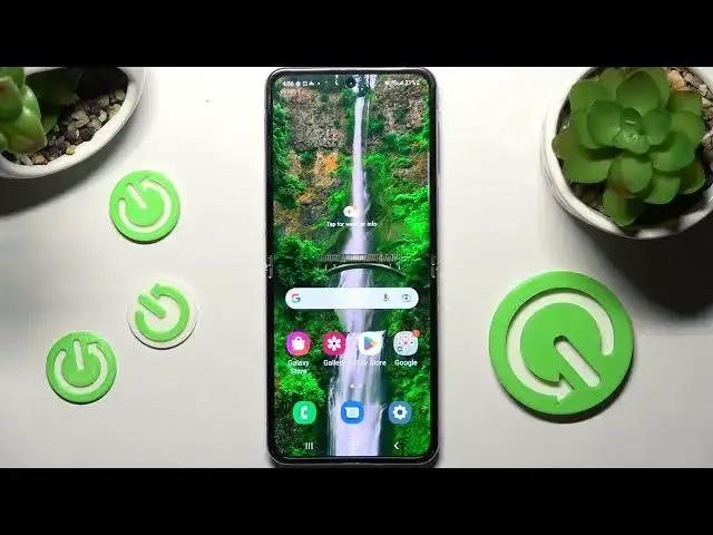 'Video thumbnail for How to Turn On / Off Auto-Correction on Samsung Galaxy Z Flip4 - Automatic Text Correction'