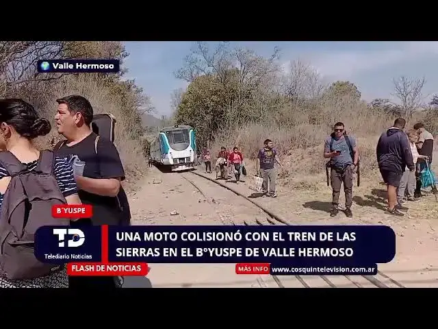 Video thumbnail for Un joven en estado crítico tras chocar su moto contra el Tren de Las Sierras