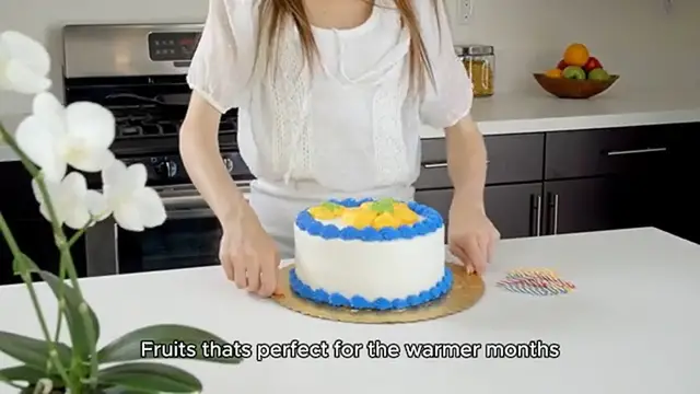 Video thumbnail for Cheesecake bombe with summer fruits Recipe