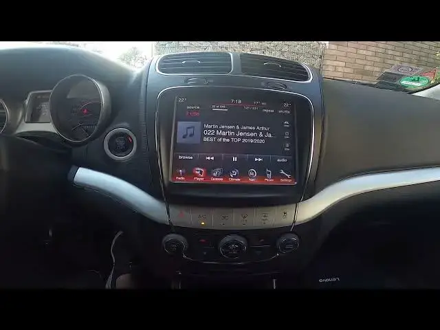 'Video thumbnail for How to Turn Maximum Front Windshield Airflow On or Off in Fiat Freemont ( 2011 – 2016 )'