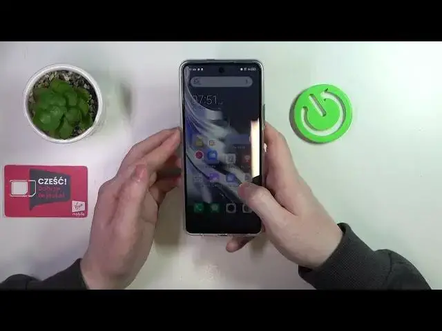 Video thumbnail for Hand Size Comparison With Tecno Spark 20 Pro