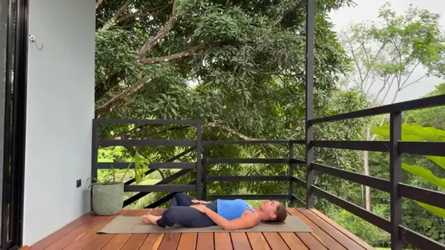 Video thumbnail for 30 Day Yoga Challenge Day 12: Yoga for Glutes & Outer Thighs (15 Min)