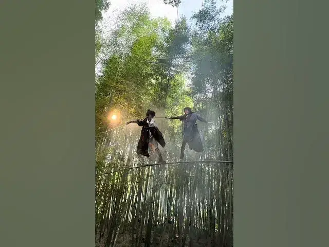 Video thumbnail for Giang Yến đại chiến cùng nữ thích khách tại rừng trúc Thanh Hà ngoài đời thật! #wherewindsmeet