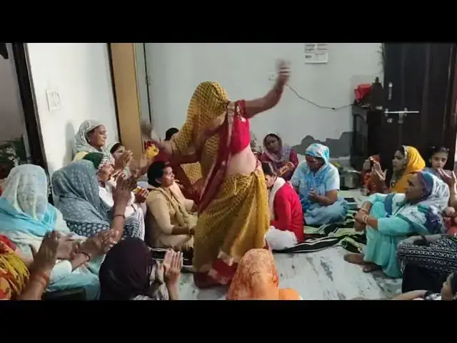 Video thumbnail for मैं तो   तेरी हो गई शाम दुनिया क्या जाने#happy_lokgeet #trending #kirtan कृष्ण भजन