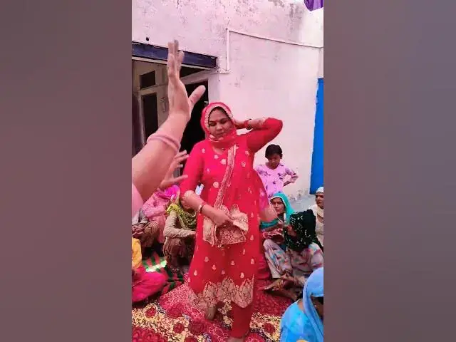 Video thumbnail for ऐसा प्यारा लाग हे नंद का बीर #trending #happy_lokgeet #viral #डांस