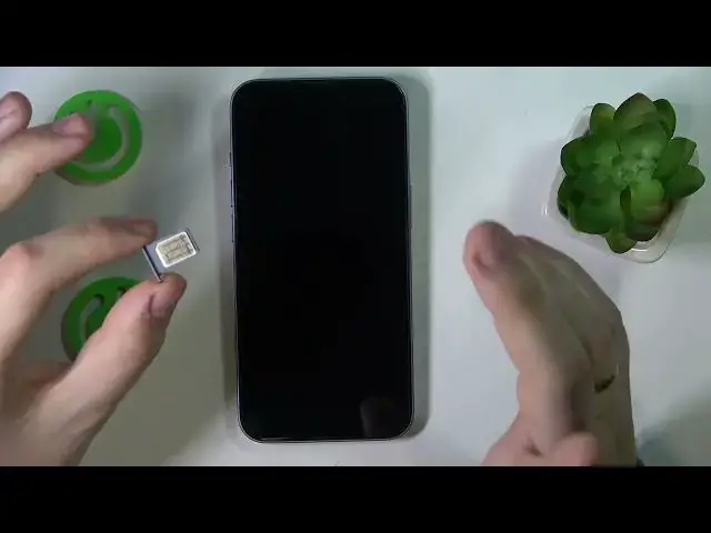 Video thumbnail for How to Put Sim Card in the iPhone 14 Series Device - Plus / Pro / Pro Max