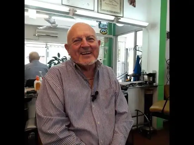 'Video thumbnail for Américo, peluquero por elección.'