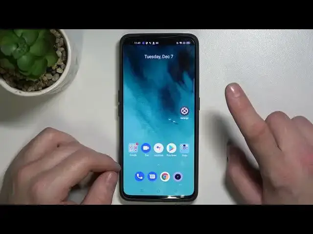 'Video thumbnail for Realme GT Neo 2 - How To Remove & Restore Phone Icon From Screen'