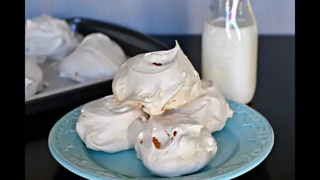 Video thumbnail for Meringue Recipe - How To Make Meringues - SyS