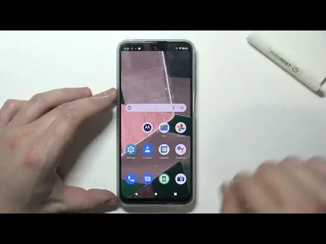 'Video thumbnail for How to Remove/Restore Messages Icon from/to Home Screen on MOTOROLA MOTO G31 - Adjust Screen Icons'