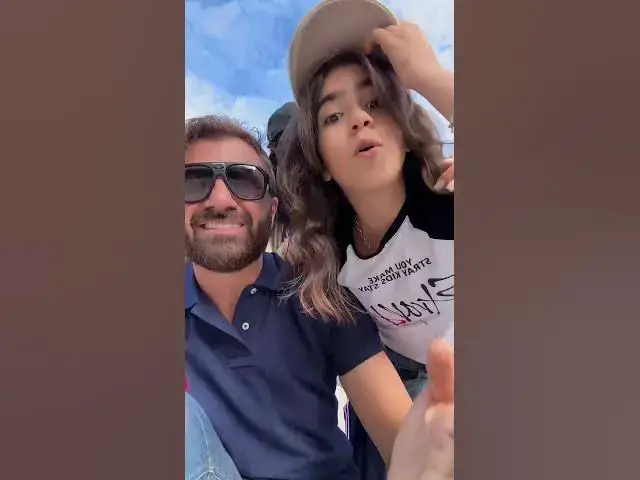 Video thumbnail for Deməli iki xanım birləşsə, bir kişini yıxa bilər.