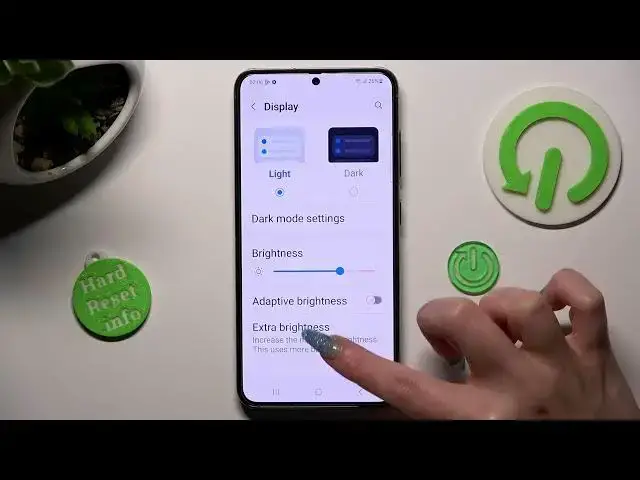 'Video thumbnail for How to Change Font Size in SAMSUNG GALAXY S23 - Manage Font Size'