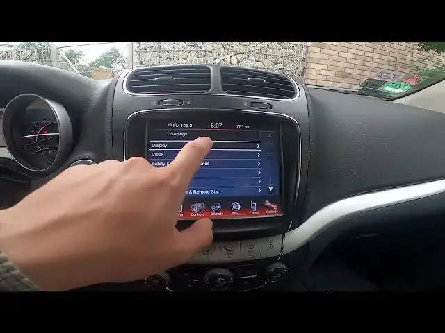 Video thumbnail for How to Set Light or Dark Mode in Radio Display in Fiat Freemont ( 2011 – 2016 )  - Display Mode