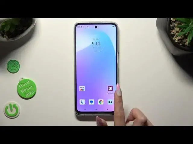 'Video thumbnail for How to Change the System Theme on MOTOROLA Moto G32'