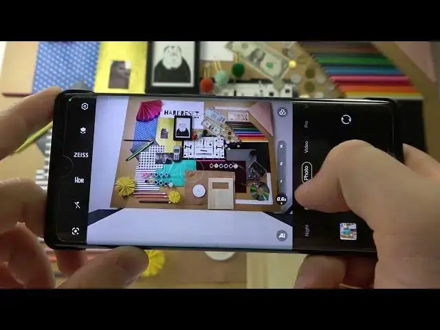 Video thumbnail for vivo X80 Pro - Camera Maximum Zoom