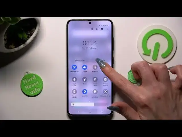 Video thumbnail for How to Turn On/Off Auto Rotate Screen on SAMSUNG GALAXY S23 - Manage Autorotation
