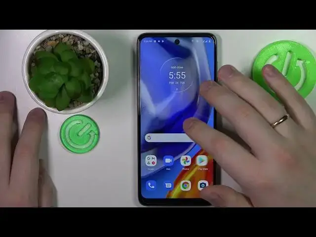 'Video thumbnail for How to Set Up Opera as Main Browser on Motorola Moto E32s - Install Opera'