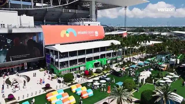 Video thumbnail for How a Miami Stadium Feeds Over 30 000 Fans Each Day   Large Format(720P HD)