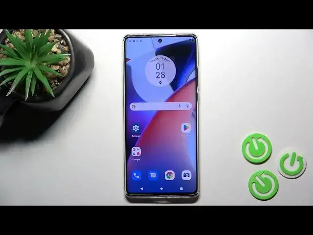 'Video thumbnail for Motorola Edge 30 Ultra - How To Turn On Flashlight'