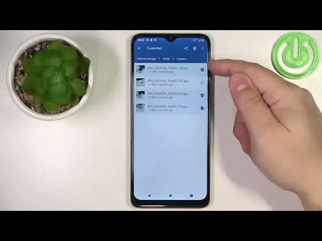'Video thumbnail for How to Transfer Files on MOTOROLA Moto E22 - Move Files to SD Card'