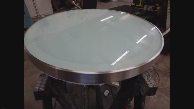 Video thumbnail for Decorating Your Glass Table Top