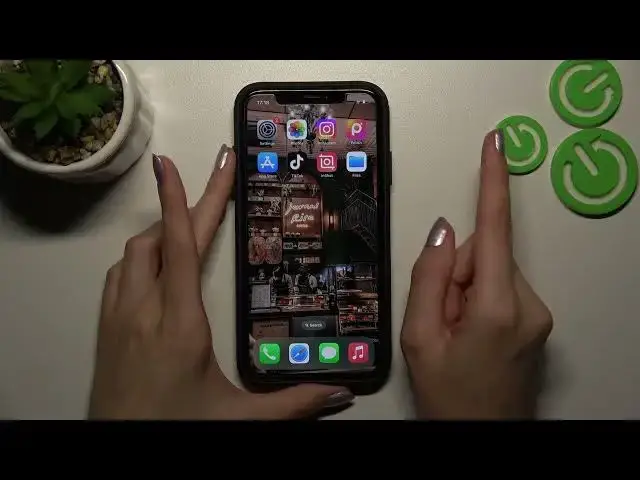 Video thumbnail for How to Save Pictures From Instagram To The Gallery