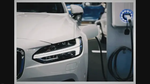 'Video thumbnail for Électrique ou hybride : ce qui me convient le mieux'