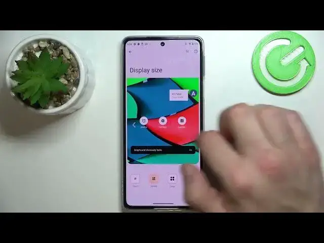 Video thumbnail for How to Find and Manage Display Settings on MOTOROLA Edge 30 Pro