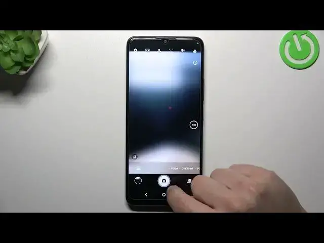 Video thumbnail for Change Photo Aspect Ratio on TCL 40 SE - Camera Functions