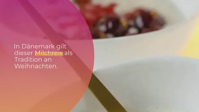 Video thumbnail for Sahne Milchreis mit heißen Kirschen