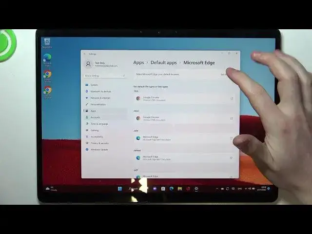 'Video thumbnail for Microsoft Surface Pro X - How To Change Default Browser'