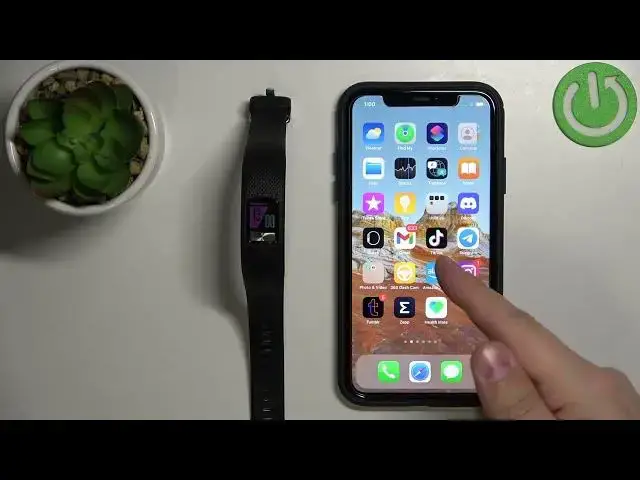 Video thumbnail for How to Pair Garmin Vivofit 4 with iPhone?