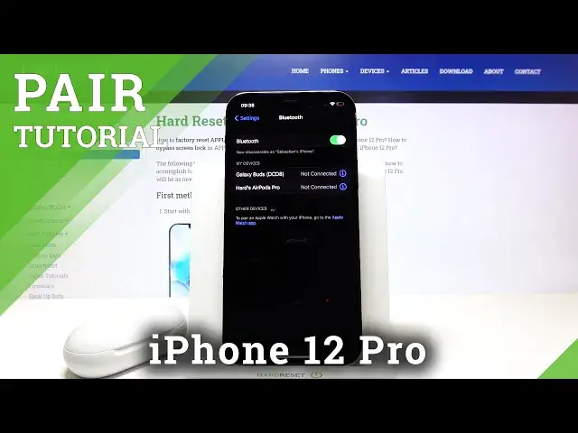 'Video thumbnail for How to Pair Samsung Galaxy Buds to iPhone 12 Pro'