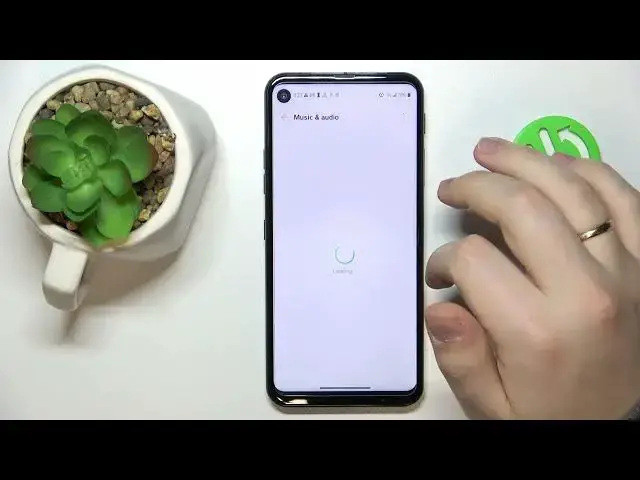 Video thumbnail for LG Q70 How To See Available Storage