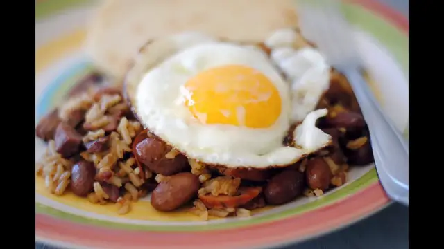 Video thumbnail for COLOMBIAN CALENTADO | How To Make Calentado or Calentao | SyS