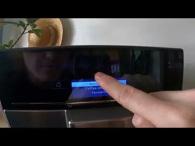 Video thumbnail for How To Factory Reset SIEMENS EQ.6 plus s.100 TE651319RW Coffee Machine - Fix Siemens Coffee Machine