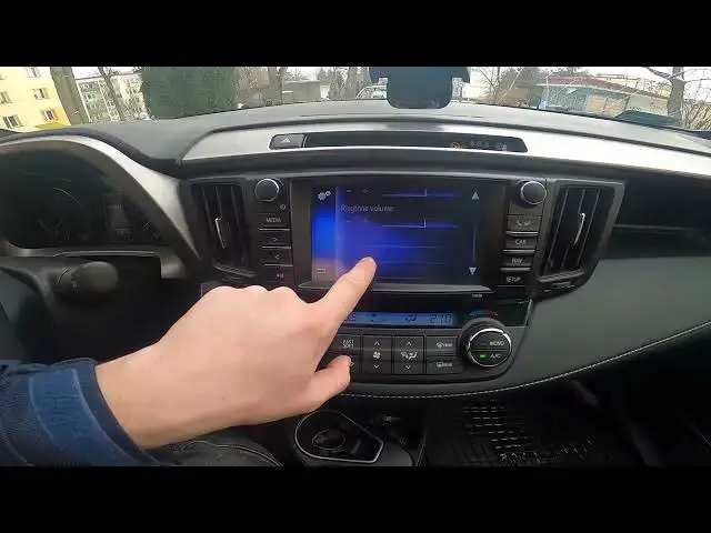 Video thumbnail for How to Find and Manage Sound Settings in Toyota RAV 4 IV (2013 - 2018) - Customize Sound Settings
