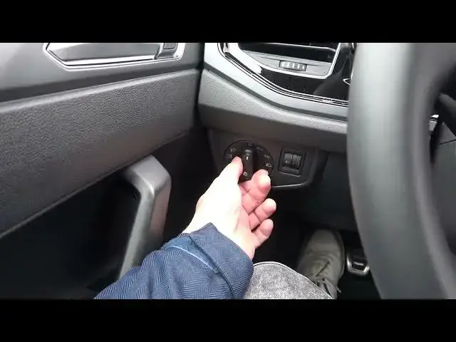Video thumbnail for How to Enable or Disable Automatic Lights in Volkswagen Polo VI (2021 - ...) - Use Auto Lights
