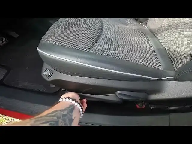 'Video thumbnail for How to Change Seat Position in Fiat 500X Crossover ( 2014 – 2018 ) - Adjust Seat Position'