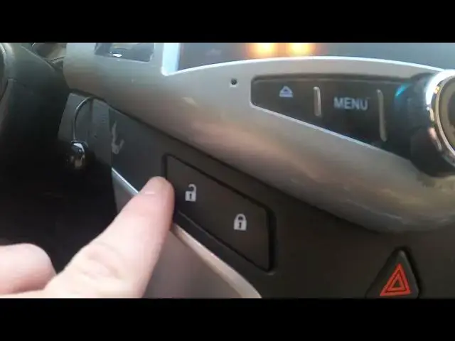 Video thumbnail for How to Automatically Lock and Unlock All Doors in Chevrolet Cruze (2008 - 2016) - Manage Doors Lock