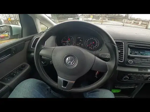 Video thumbnail for How to Enable or Disable Rear Row Climate Control in Volkswagen Sharan II ( 2010 – now )