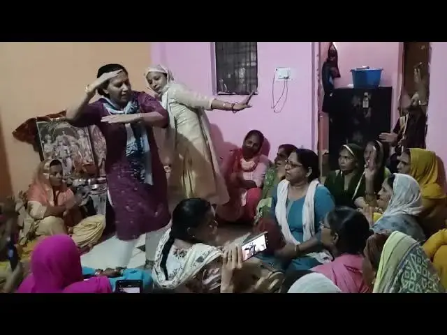 Video thumbnail for 🦸🦸💃💃💖💖💯👍👏👏👏👏 मेरा कृष्ण चुंदड़ी लाया,भजन और मस्त डांस #viral #डांस #bhajan #happy_lokgeet