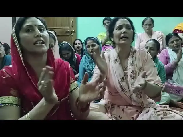 Video thumbnail for माता रानी का बहुत सुंदर भजन कीर्तन #happy_lokgeet #viral #topbhajan #hindi #मईया