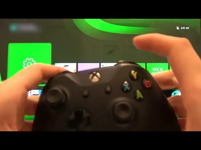 Video thumbnail for Xbox Series X: You Won't Believe how Easy it is to Pair your Controller!