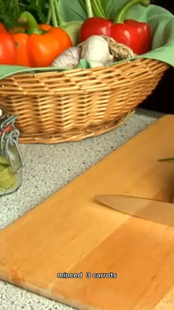 Video thumbnail for turkey soup recipe