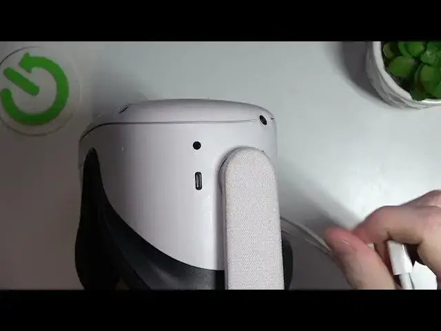 Video thumbnail for How to Charge Meta Quest 2?